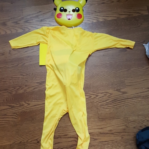 Pokemon Pikachu Toddlers Halloween Costume Mask